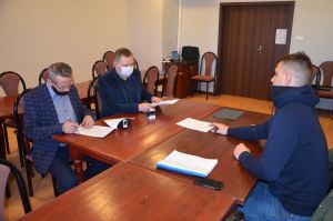 Podpisanie umowy na remont świetlicy w Miliszewach